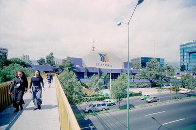 TV Azteca se ampara; Corte discute sanciones