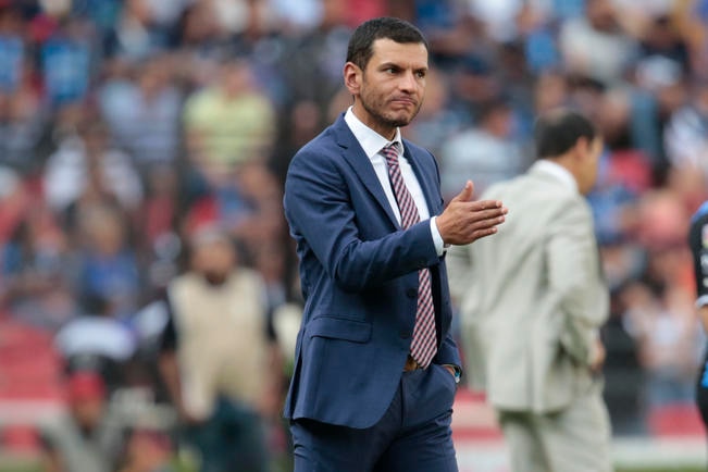 No pienso en la Liguilla: Lozano