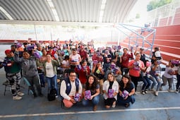 Municipio de Corregidora entrega 755 kits de gestión menstrual en comunidades