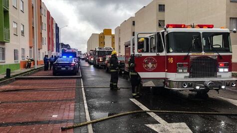 Explota tanque de gas en vivienda de Villas del Refugio