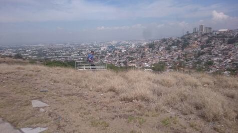 Policía municipal abate a sospechoso armado