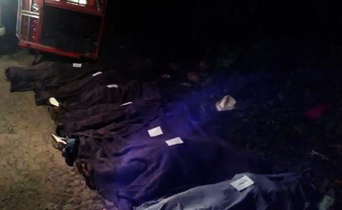 Suman 18 muertos por accidente automovilístico en la Sierra Norte de Puebla