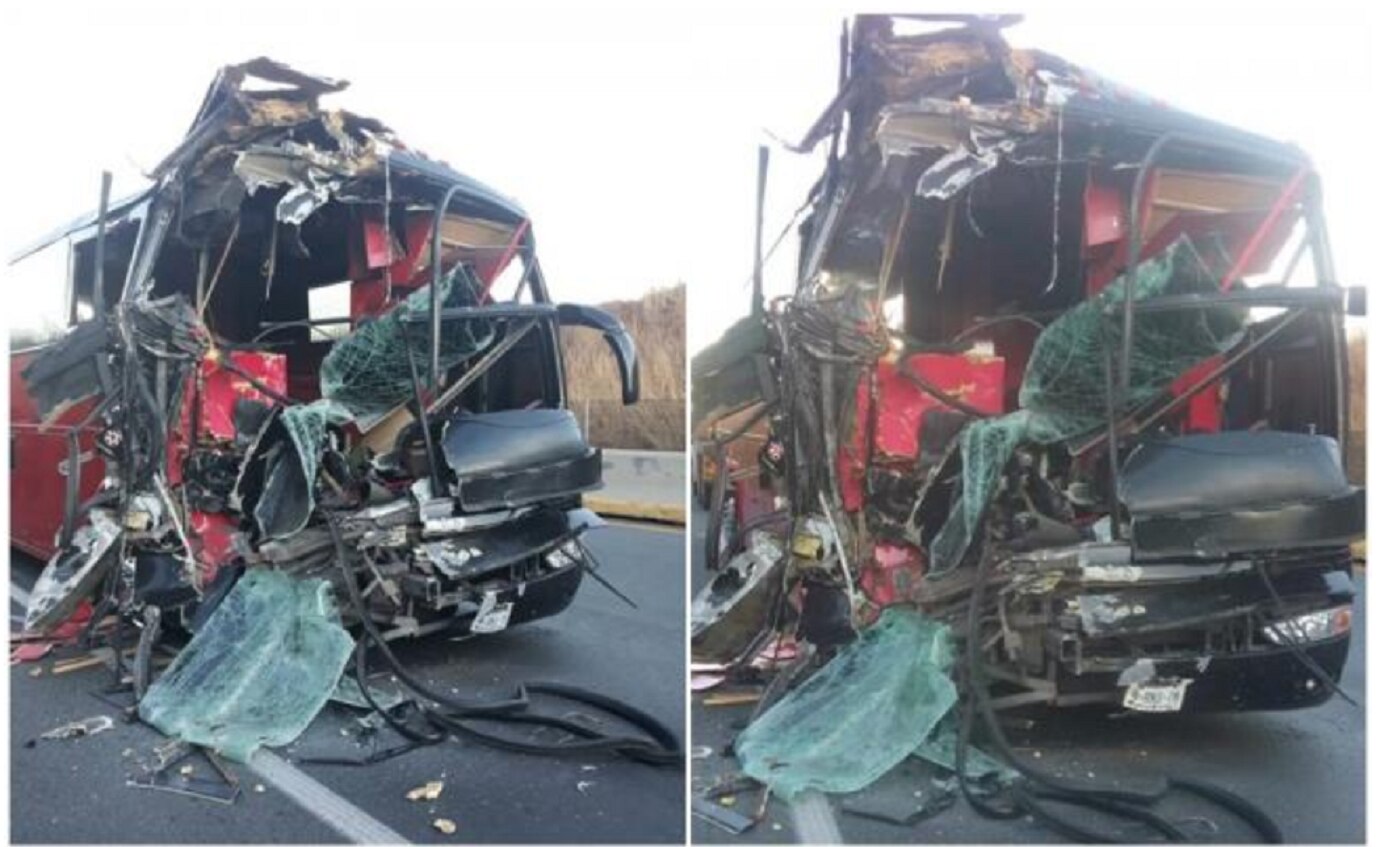 Banda Rancho Viejo sufre accidente en la Tepic-Guadalajara