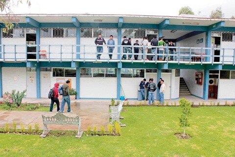 Esperan a 750 alumnos nuevos UAQ