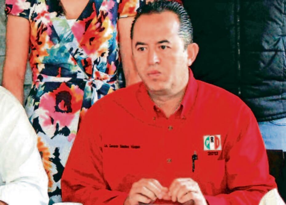 Acusa regidora a ex candidato de lucrar en PRI