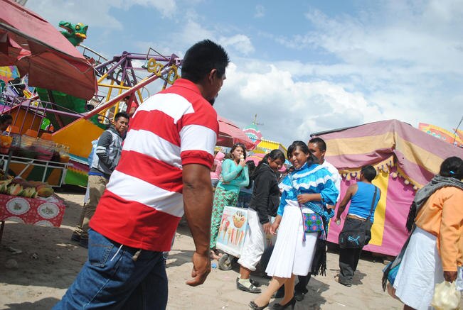 Con sana distancia, celebran fiesta patronal