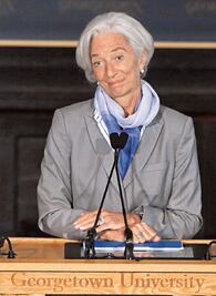 Recuperación económica es mediocre, alerta Lagarde