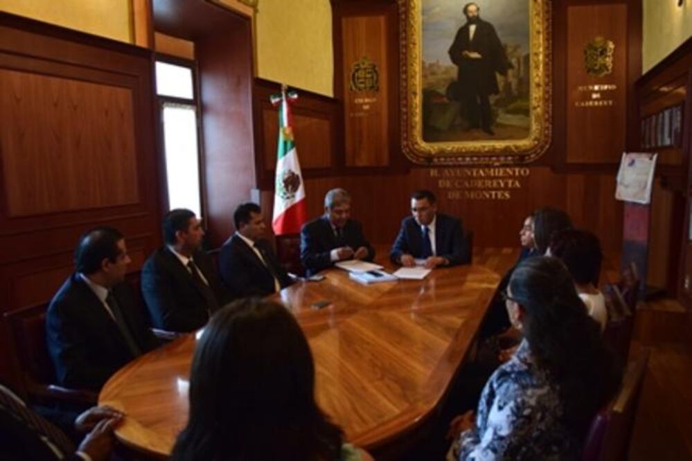 El edil León Enrique explicó que el adeudo lo heredó de la pasada gestión. (ESPECIAL)