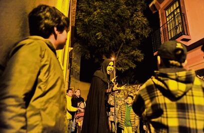 Difunden leyendas y mitos en CH