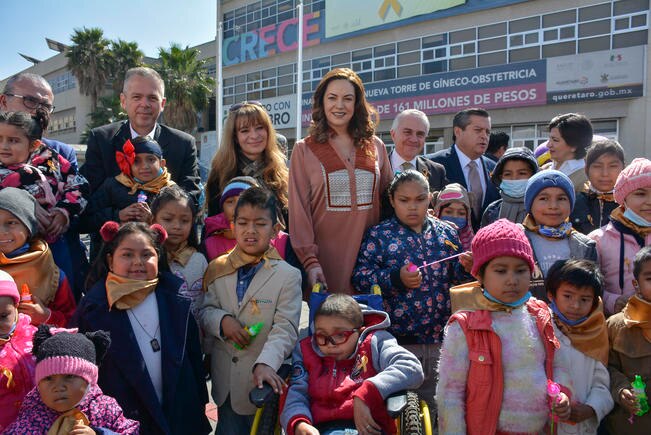 Niños y médicos se unen contra el cáncer infantil