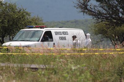 Hallan cuerpo embolsado en la carretera Los Cues-Galindo