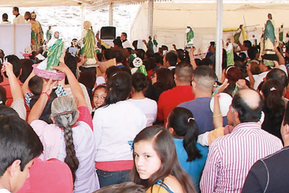 Llama Iglesia a no creer en “charlatanes religiosos”