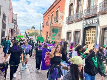 28S. Mujeres marchan para exigir la despenalización del aborto en Querétaro