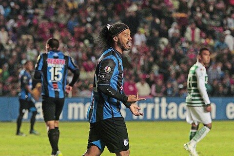 Gallos Blancos pierde en casa ante Santos