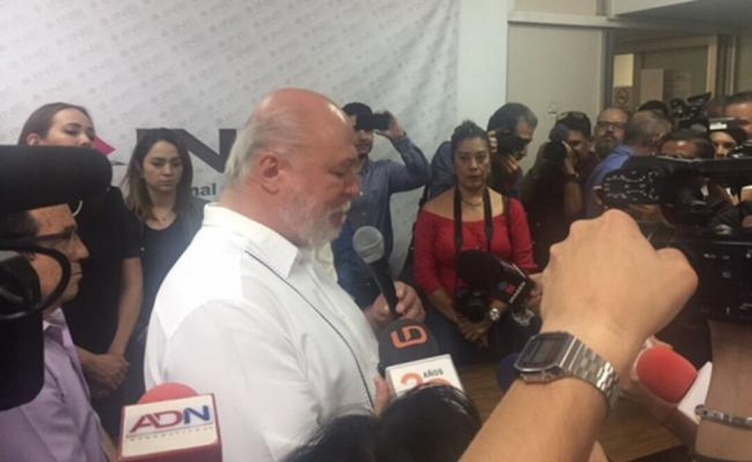 Manuel Clouthier Carrillo, a su registro como candidato independiente al Senado. (FOTO: Javier Cabrera. EL UNIVERSAL)