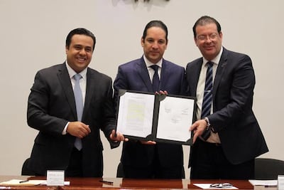 Formalizan empresas el sistema Qrobús