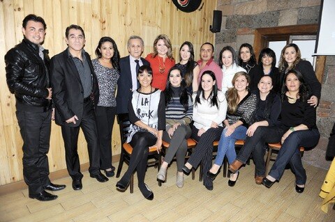 Graduados cosechan  un éxito más