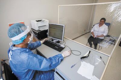 “Quienes van a clínicas privadas sí tienen IMSS”