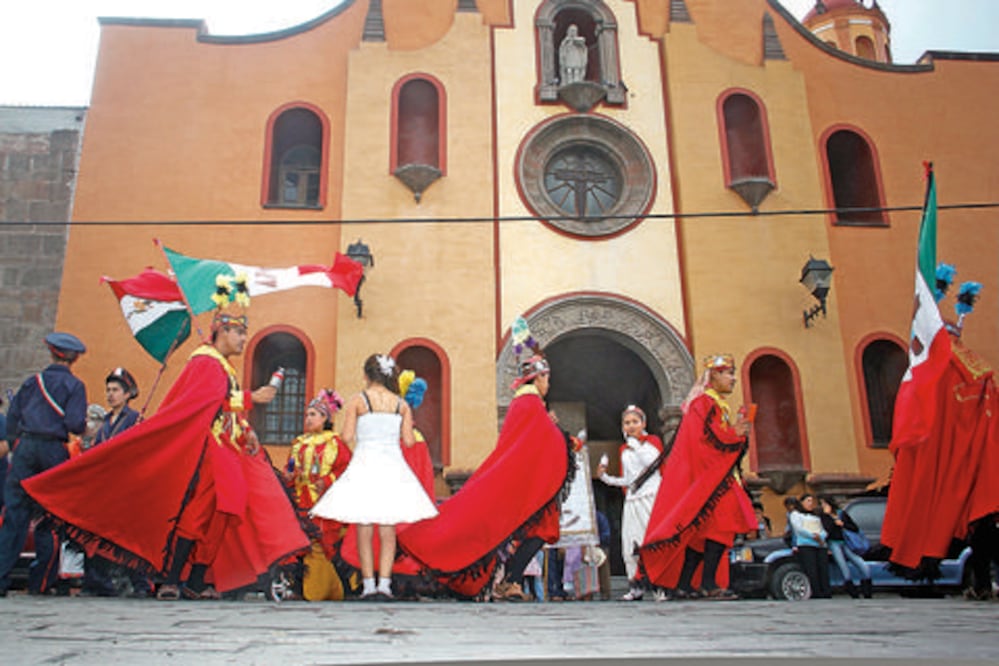 Trabajan en libro sobre la historia y tradiciones de SJR