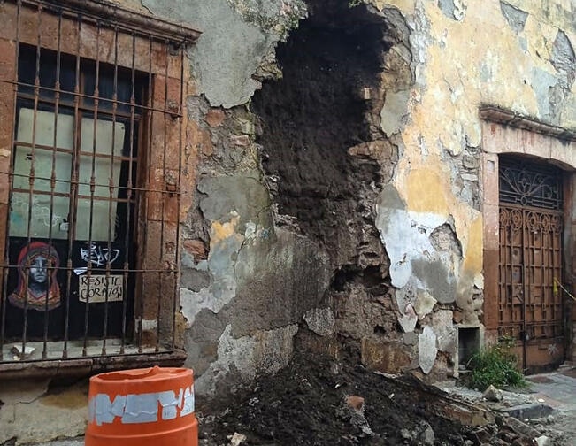 Por lluvias, hay 44 inmuebles en riesgo de colapso en la capital de Querétaro