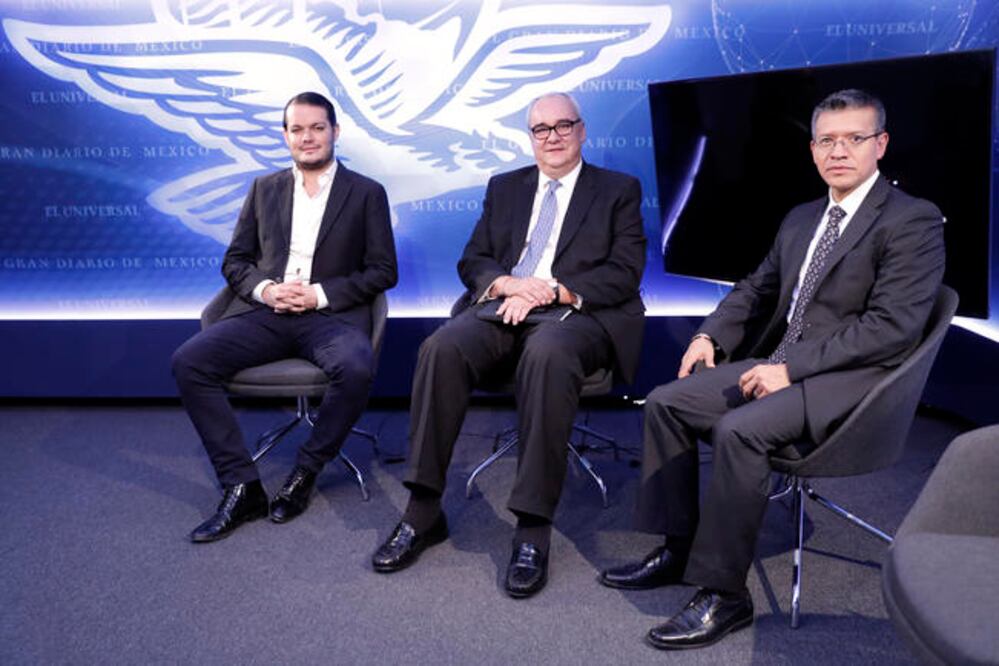 Luis Rossano, del Consejo Empresarial Mexicano de Comercio Exterior; Gustavo Uruchurtu, del equipo negociador en 1994, y Alberto Jiménez, de la Secretaría de Economía, participaron en la mesa de análisis de EL UNIVERSAL (IVÁN STEPHENS. EL UNIVERSAL)