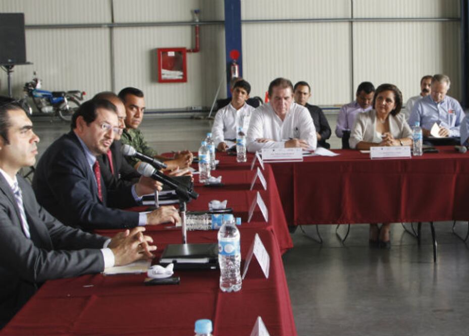 Instalan Reunión de Autoridades Aeroportuarias