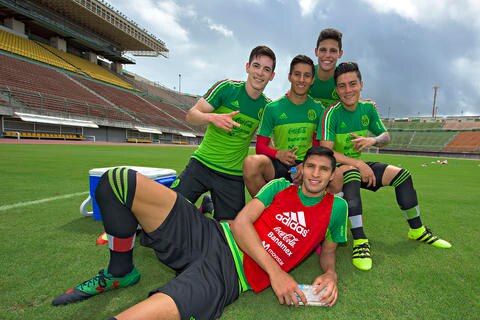 Sólo piensan en el ORO