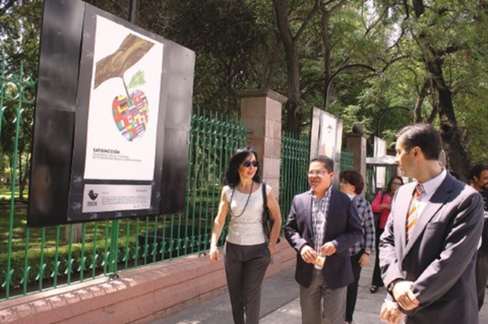 Impulsan defensa de derechos humanos 