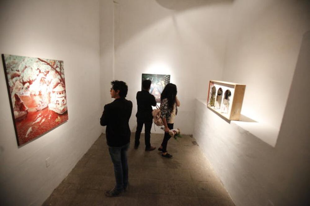 Con cinco exposiciones, tanto de pintura como de fotografía, se celebra el XXI aniversario del recinto ubicado en Vicente Guerrero Sur #27. (FOTOS: RICARDO LUGO. EL UNIVERSAL)