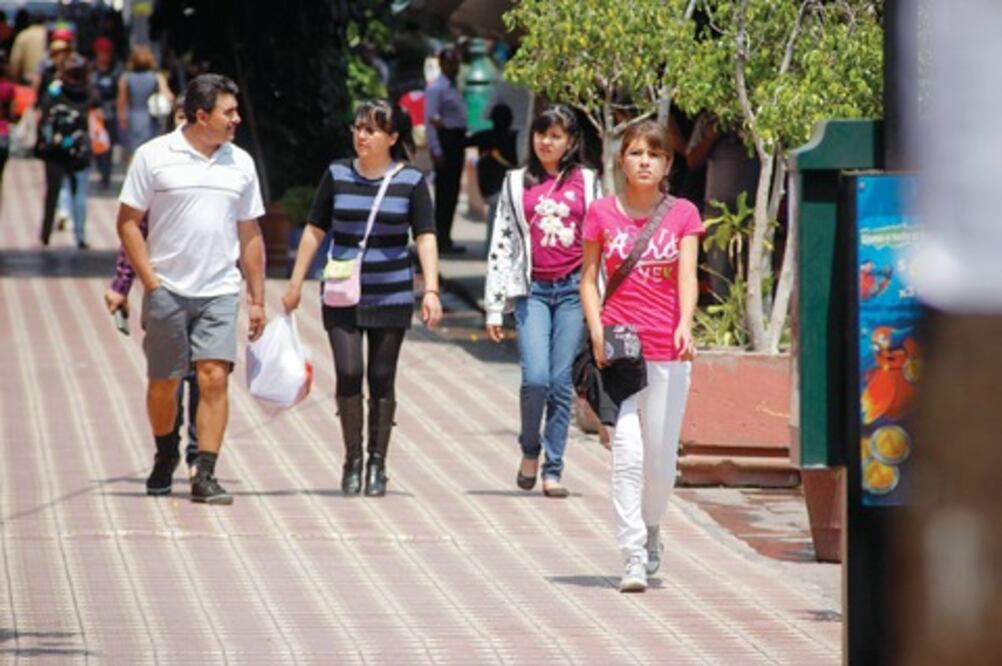 Desairan jóvenes cita para empleo 