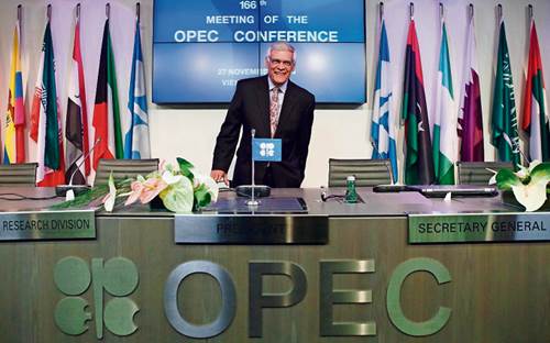 Ven expertos batalla por control petrolero