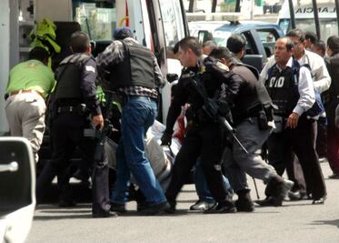 No investigará PGJ a funcionarios del penal 