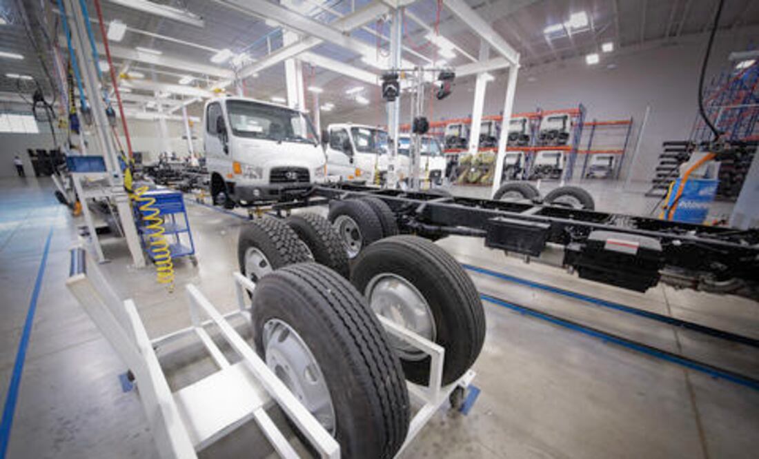 Espera SJR llegada de 2 firmas automotrices