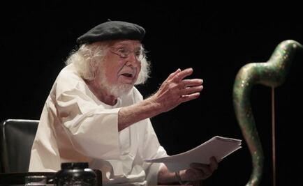 Ernesto Cardenal convive a sus 92 años en Facebook