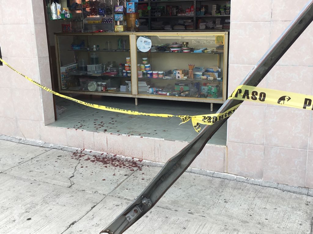 Violento asalto a papelería en Vista Alegre