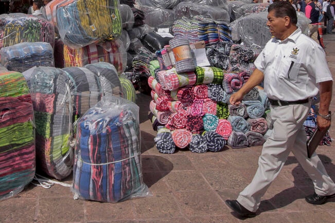 ¡Apúrate! Tienes hasta el 15 de diciembre para donar una cobija al DIF