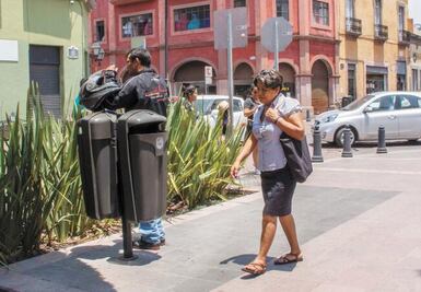 Adiós Covid. Paseantes se olvidan de usar cubrebocas