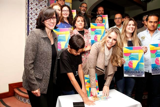 Crean pasaporte para niños y jóvenes