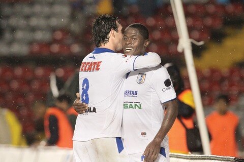 Wilberto Cosme deja el plumaje