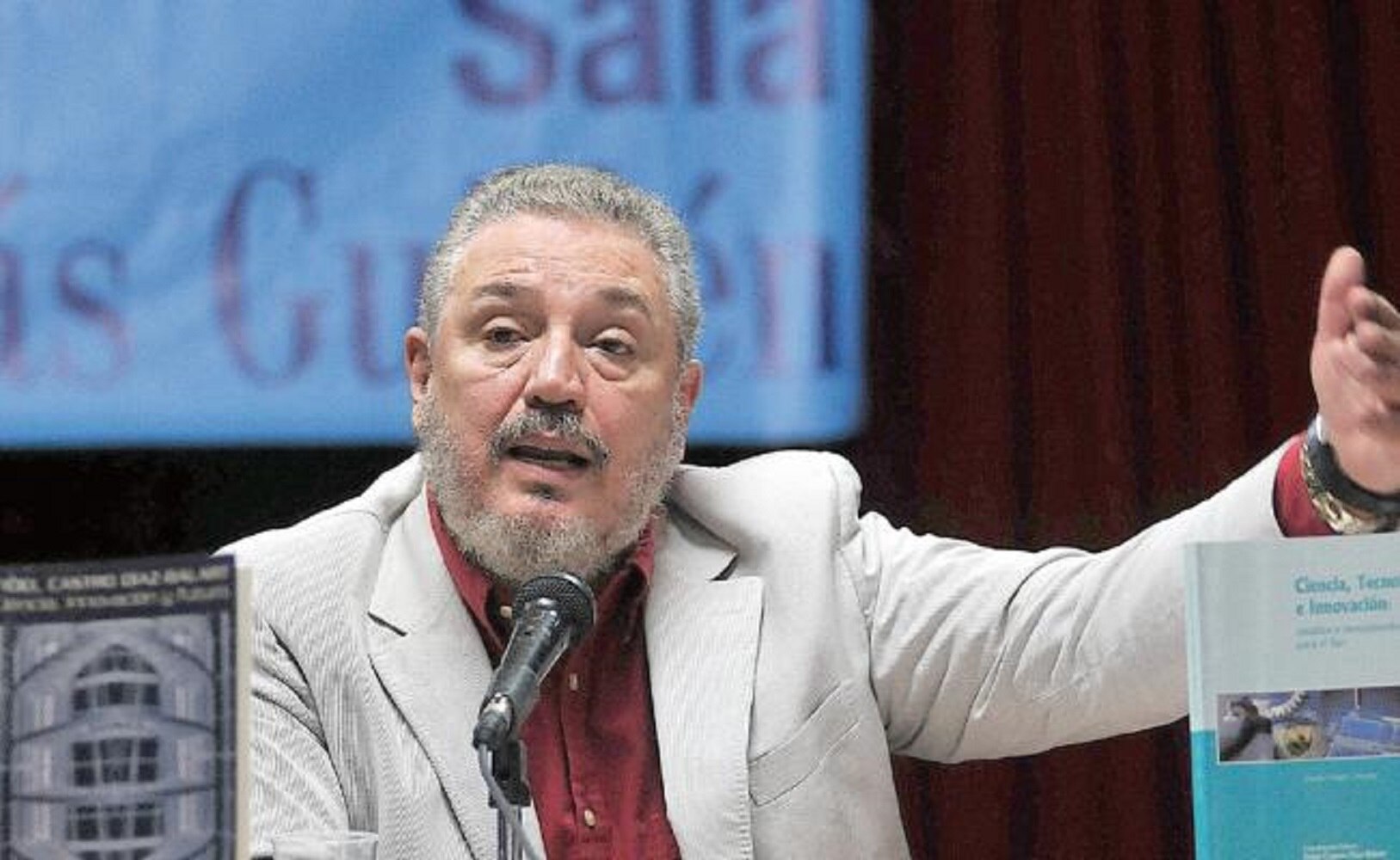 Sacude a Cuba suicidio de “Fidelito”, hijo de Castro