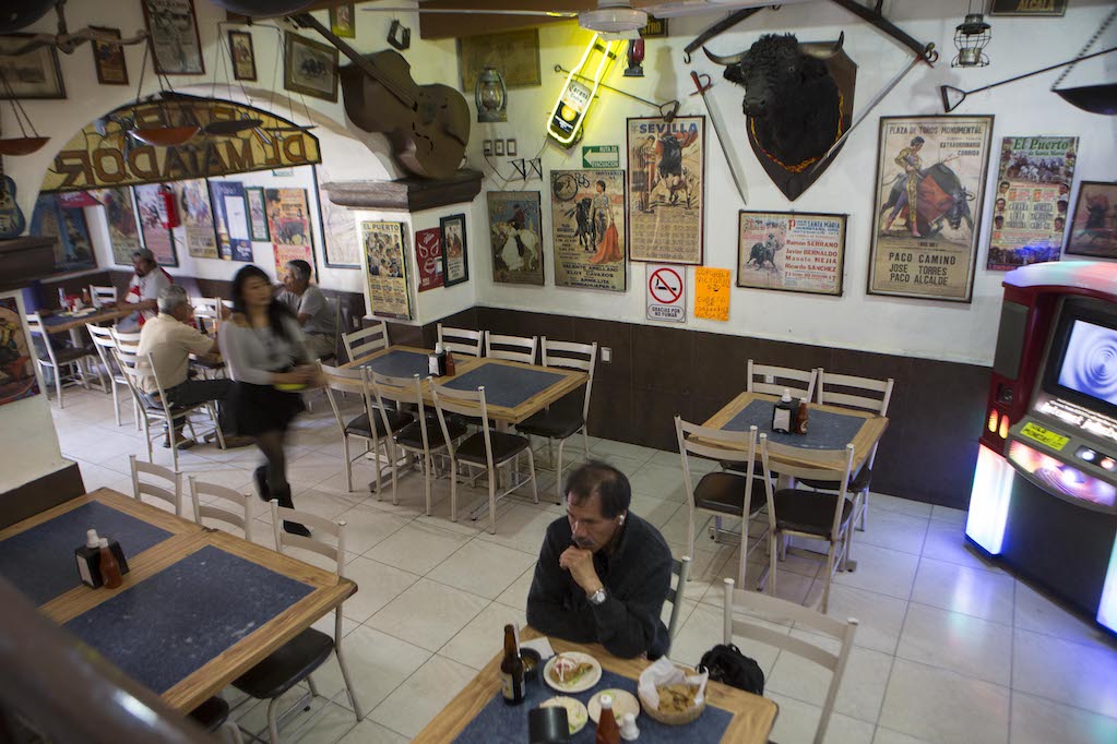 En lugar de ganar, perdieron; cantinas de Querétaro reportan caídas durante fiestas patrias