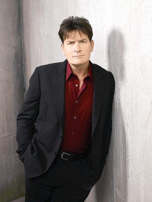 Sheen tiene boda de broma