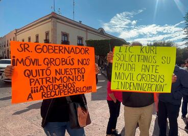 Accionistas de Móvil Qrobús protestan por falta de indemnización
