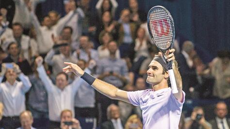 Federer domina a Delpo en Basilea