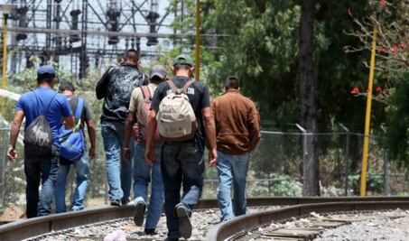 Migrantes queretanos buscan trabajo en su estado natal