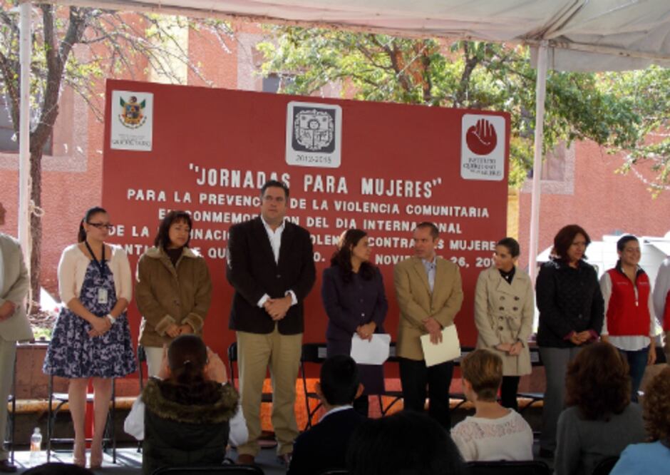 Realizan jornada 26 contra la violencia a la mujer