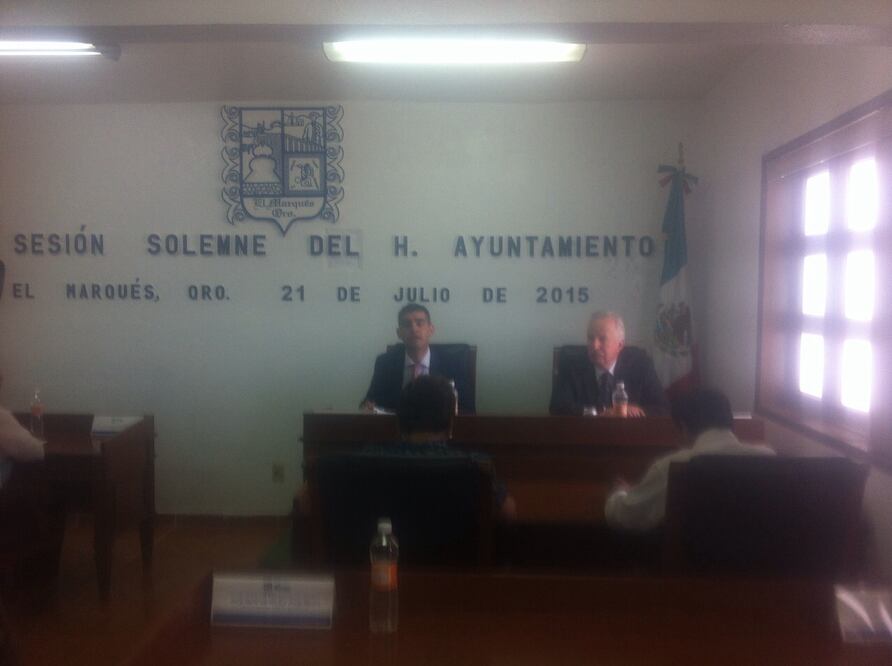 Entrega tercer informe alcalde de El Marqués