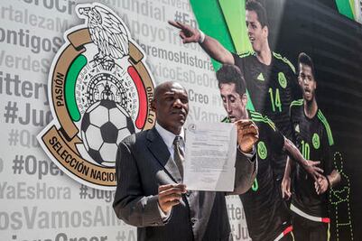 De María desecha caso de racismo en el futbol