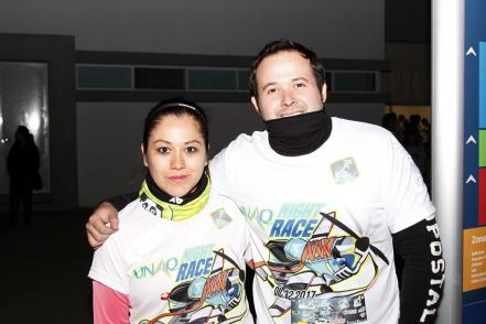Fiesta en la UNAQ con OV7 y runners 
