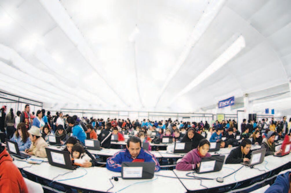 Hoy inicia Aldea Digital en el Zócalo 